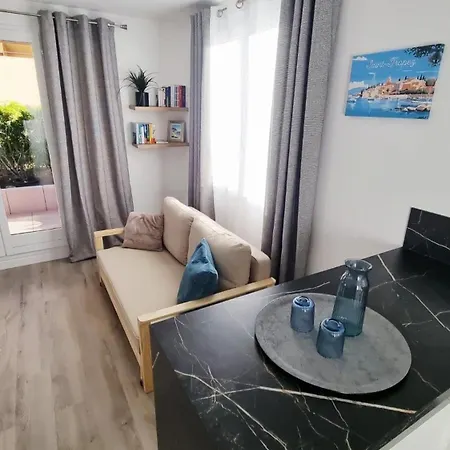 Etoile Bleue Piscine, Jardin Et Douceur De Vivre * Carqueiranne